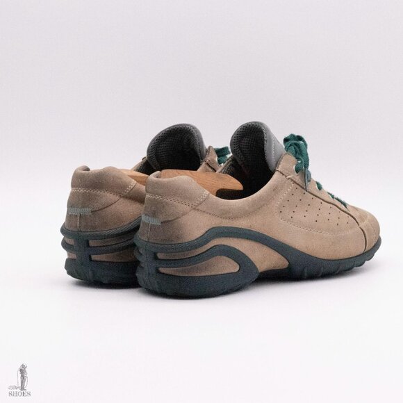 Ecco Minimalist Sneakers with Reflective Tongue Womens size 8-8.5 EU 39 - Picture 5 of 11